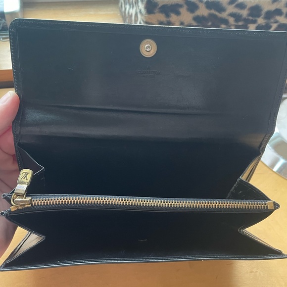 Louis Vuitton Epi Portefeuille Sarah Long Wallet Black - Picture 7 of 17